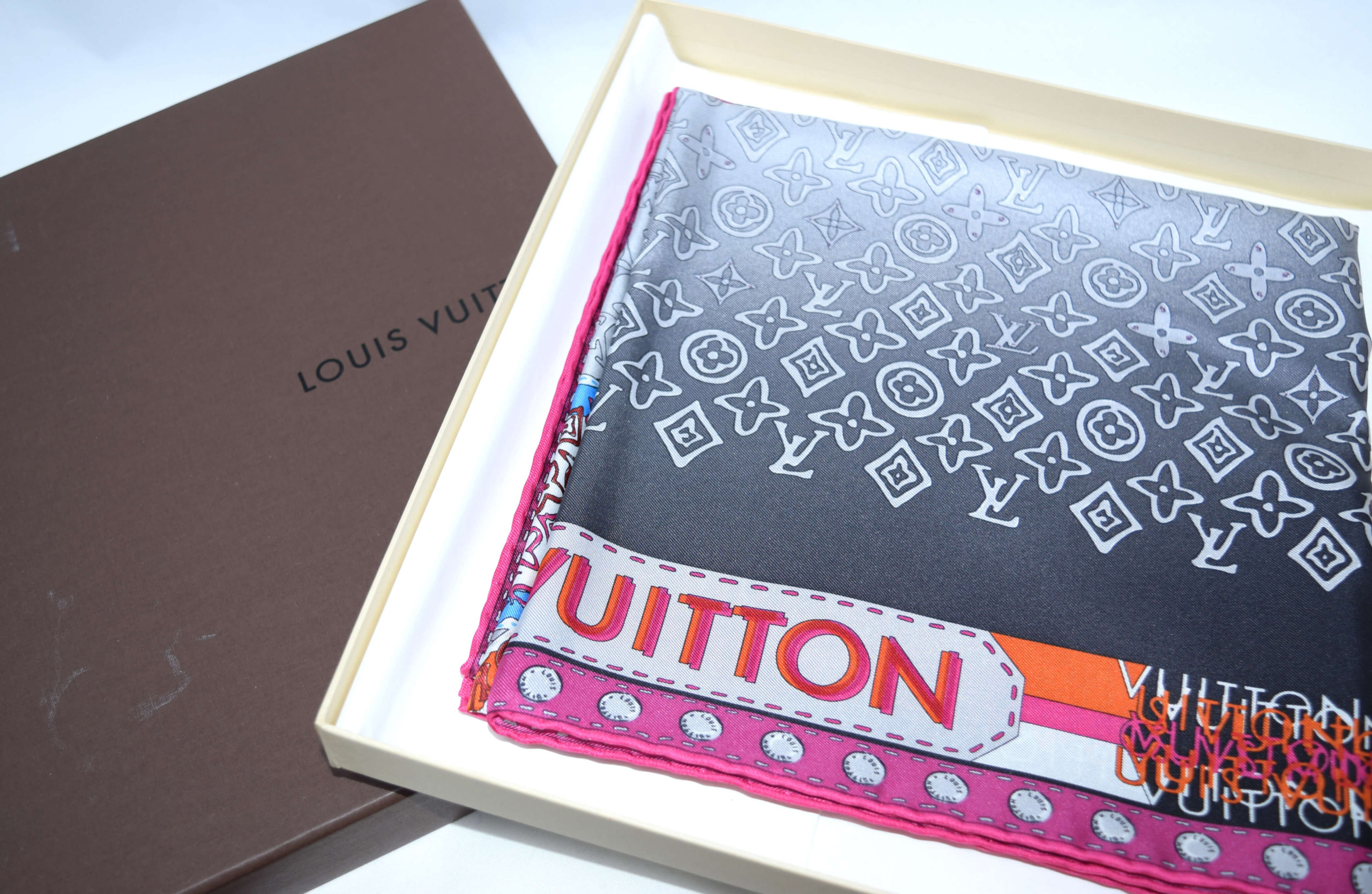 Louis Vuitton Supreme Silk Scarf