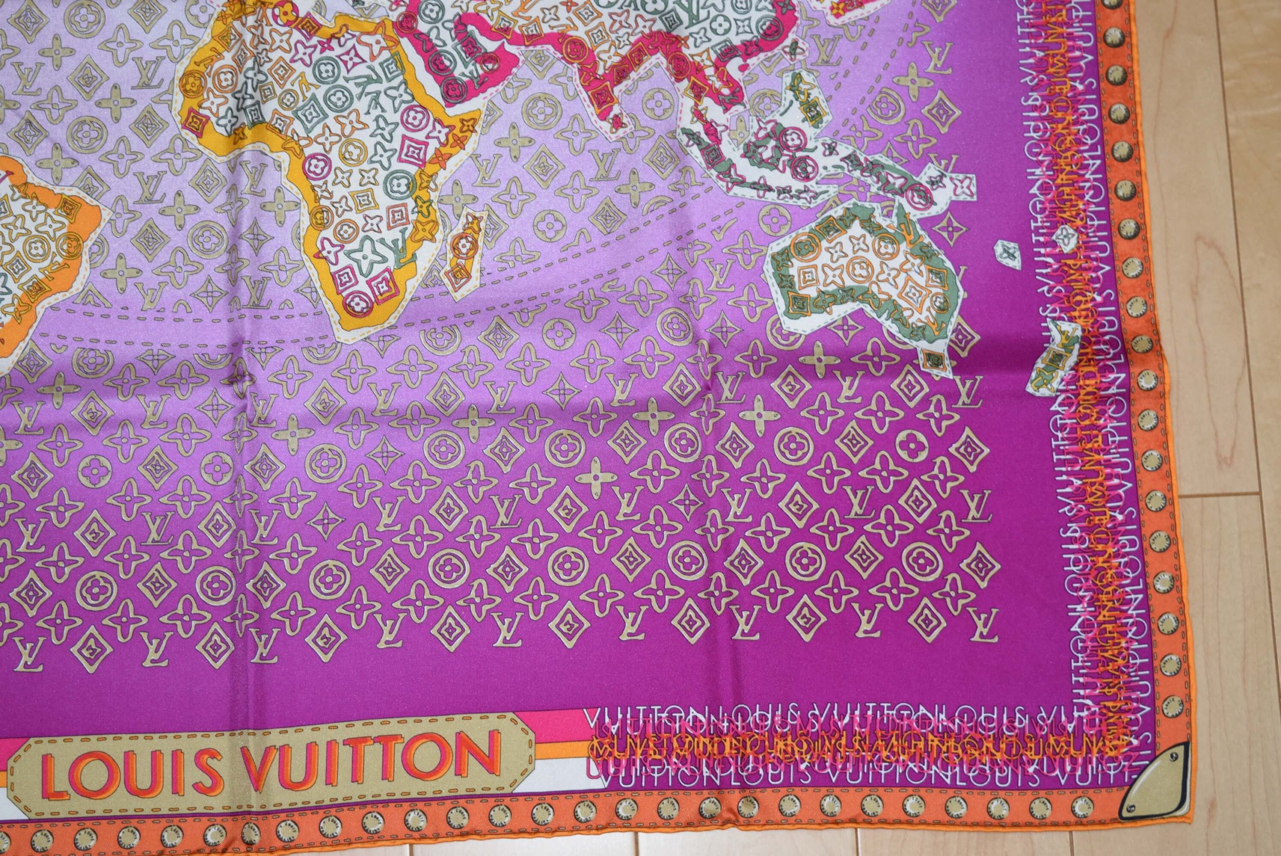 Louis Vuitton Scarf World Map 86 cm Monogram Silk 34” inch Gray Purple YA2