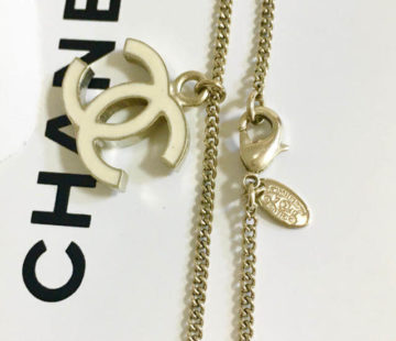 Chanel Enamel No. 5 & CC Pendant - Red, Gold-Plated Pendant Necklace,  Necklaces - CHA929859