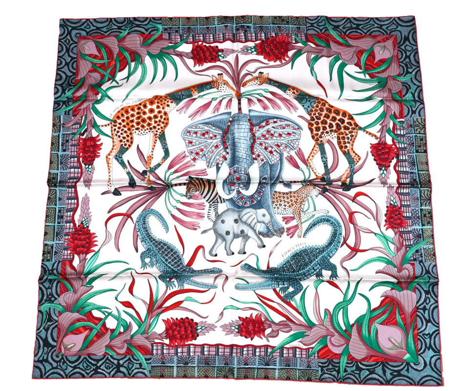 Hermès 、アフリカ動物柄 Hermes Scarf La Marche du Zambeze Silk 90 cm Elephant animal