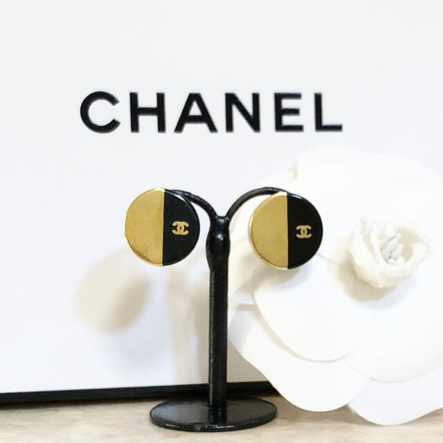 Chanel Earrings Round Gold Black CC Logo 00A 122