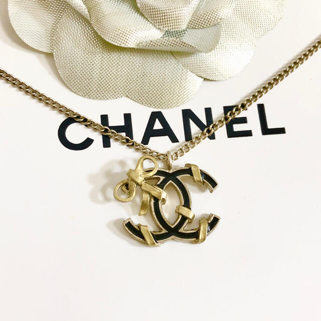 CHANEL Pendant Necklace black tie Gold ribbon CC Logo 05A – art Japan ...