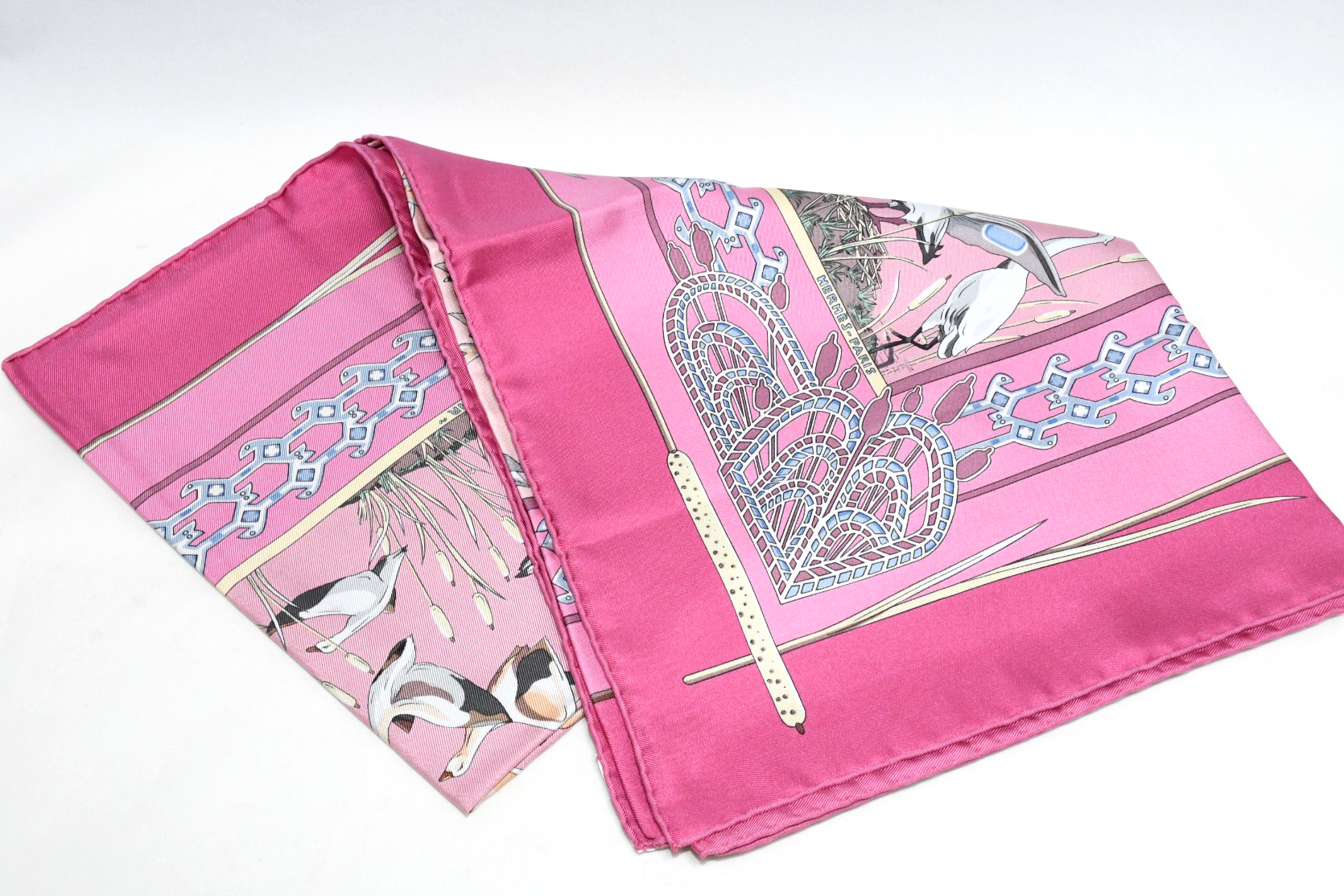 Hermes Scarf Casques et Plumets by Abadie 90 cm silk pink Carre