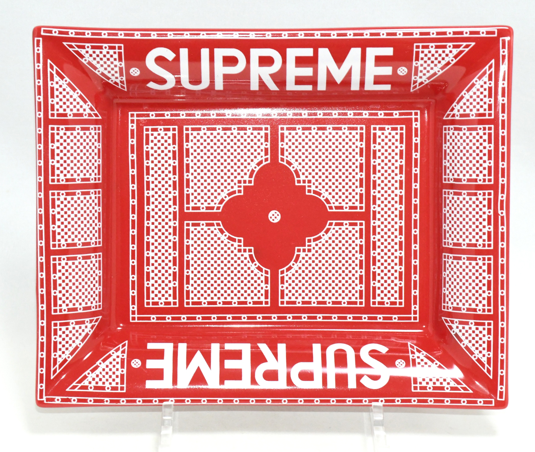 好評お得 Supreme - Supreme Box Logo Ceramic Tray 2014の通販 by