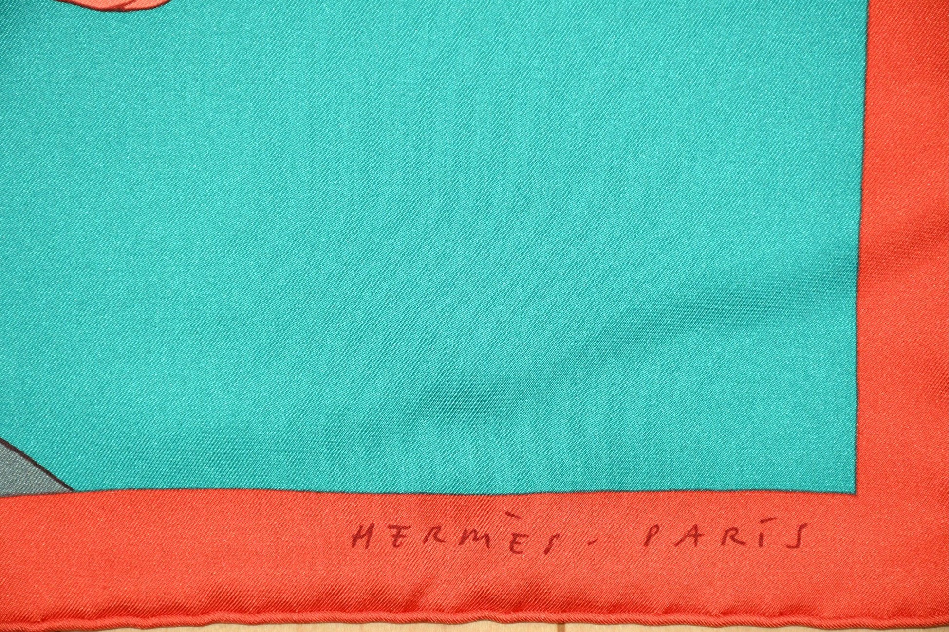 Hermes Scarf Etude Pour Un Iris Arc En Ciel 90 cm silk blue Carre flower 35 AUC35563_1023 (10)