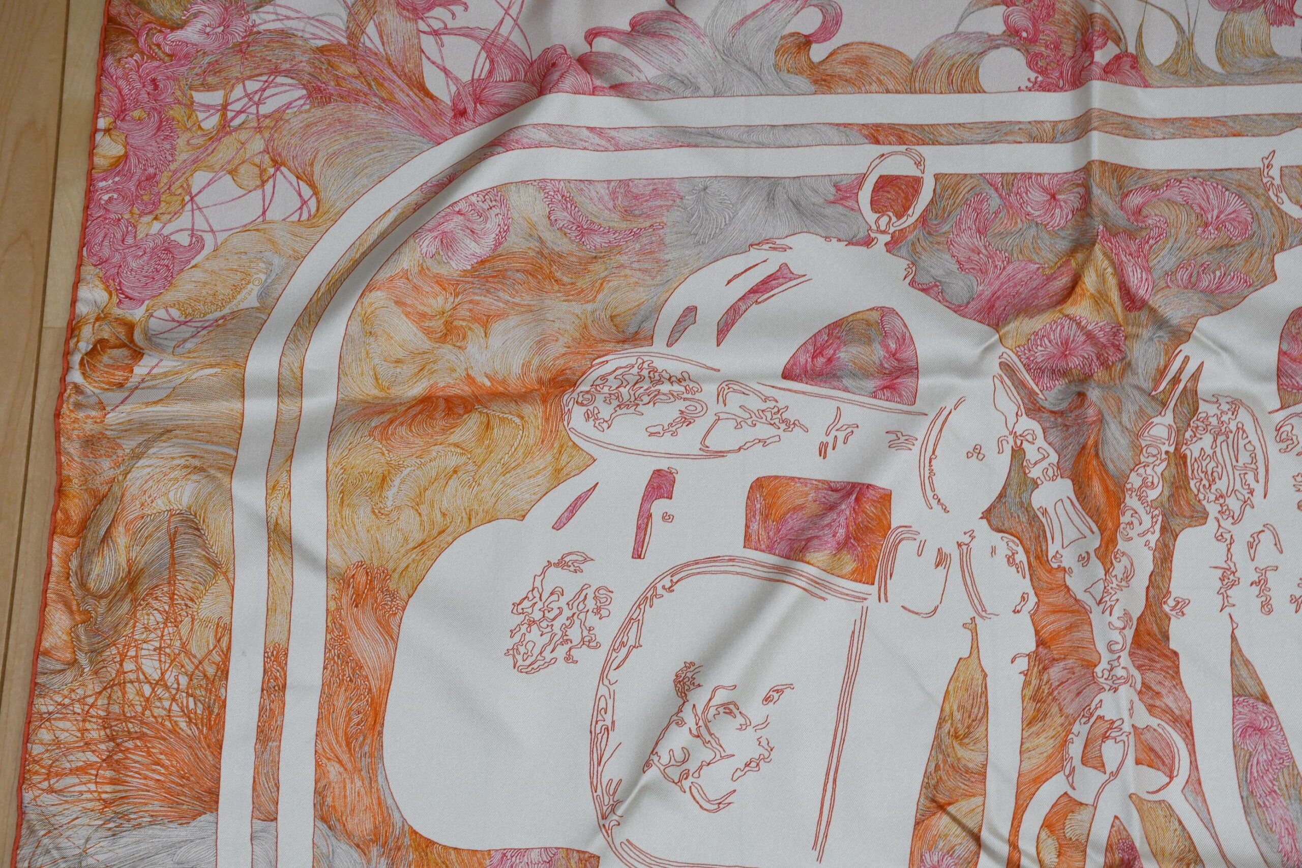 Hermes Scarf Brides de Gala en FINESSE 90 cm silk orange Carre 35 AUC18073_0108 (6)