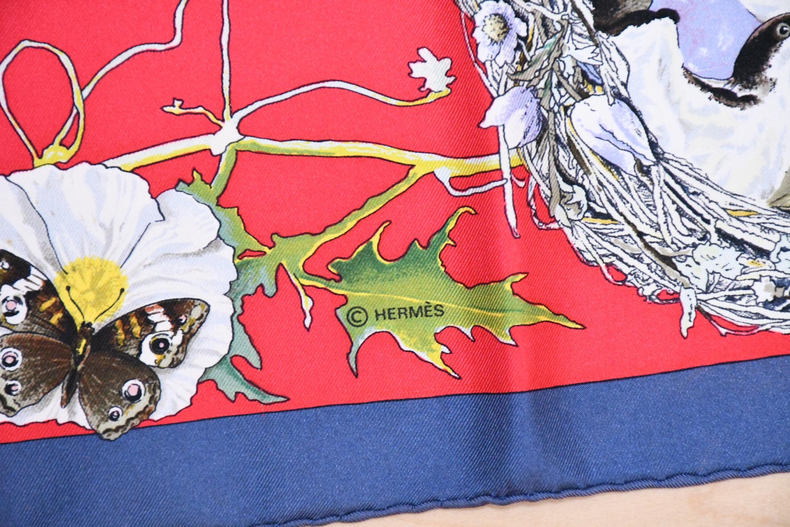 Hermes Scarf Faune Et Flore Du Texas Wildlife 90 cm by Kermit Oliver silk red blue animal Carre 35 AUC22154_0108 (14)