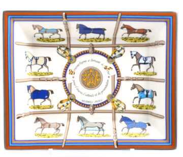 Hermes Couvertures et Tenues de Jour Change tray porcelain horse Ashtray 024